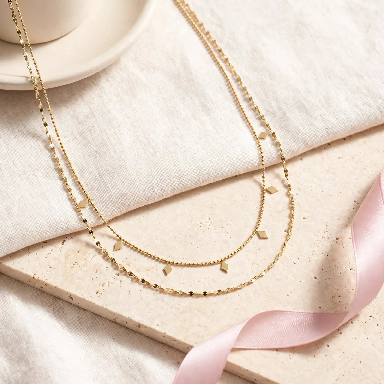 Collar Doble Capa Geometrico Golden
